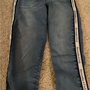 Abercrombie & Fitch Simone Blue Jeans